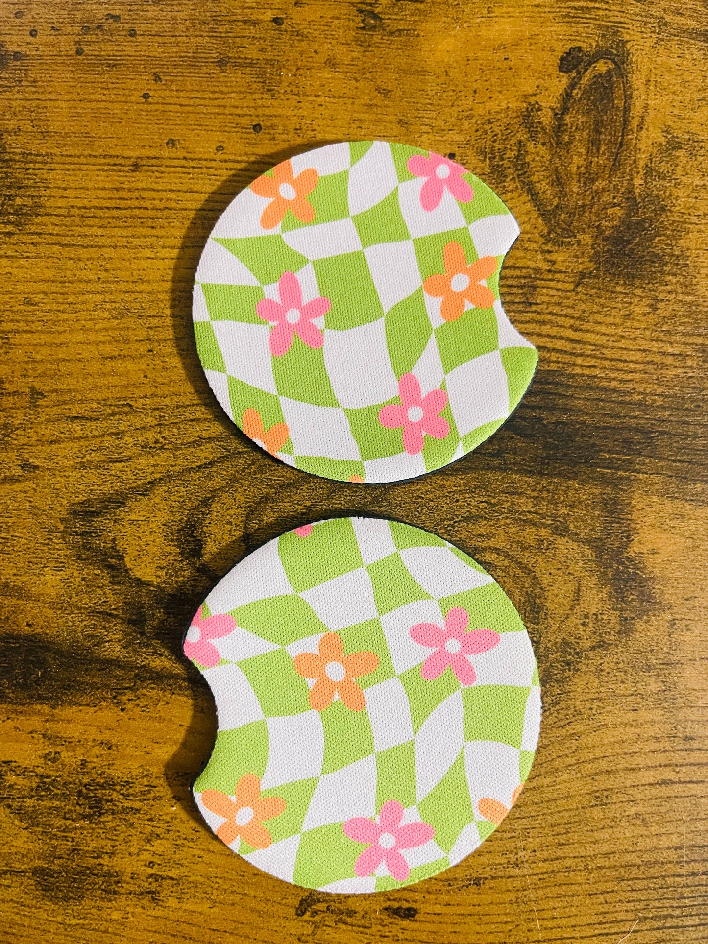 2 Car Coasters, Groovy Green Check and Pink Daisy Design