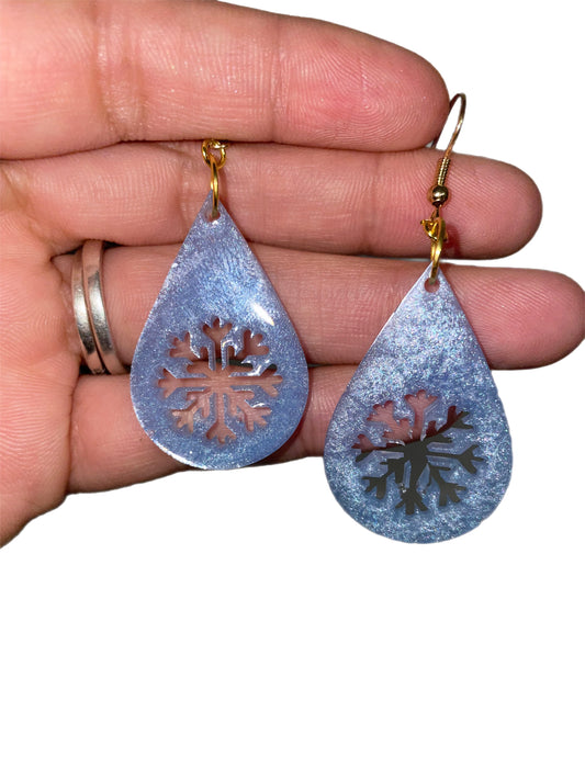 Snowflake earrings